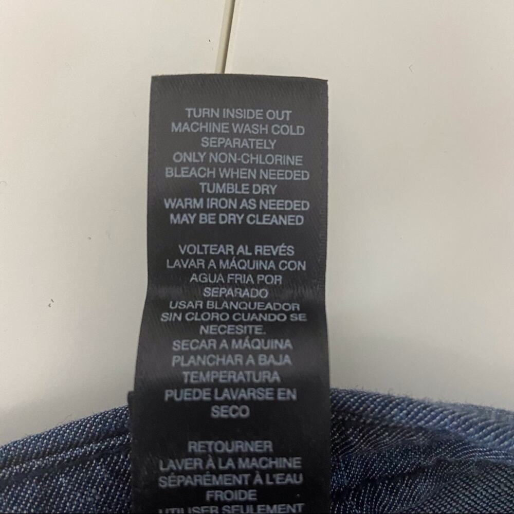 Chicos Black Label Chambray Off Shoulder Top Size #1 = Small - Picture 3 of 9